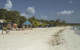 Paradise Negril 7 Mile Beach Kingsize Cottage Exterior photo