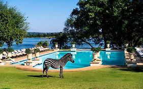 赞比亚维多利亚瀑布皇家利文斯顿安纳塔拉酒店 Exterior photo