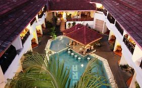 巴厘岛库塔香氛酒店 庫塔 Exterior photo