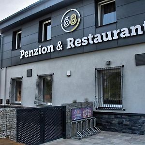 Penzion 68 克拉德诺 Exterior photo