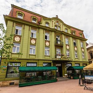 布拉哈大酒店 Jičín Exterior photo