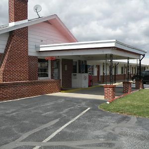 Scottish Inns Fayetteville Exterior photo