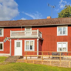 Nice Home In Vetlanda With 3 Bedrooms And Wifi Exterior photo