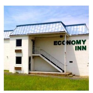 Economy Inn Of Greenville, Near Ecu Health Center Exterior photo