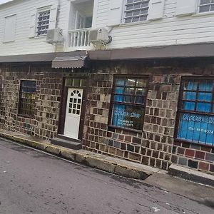 Basseterre E.W.B. Properties酒店 Exterior photo