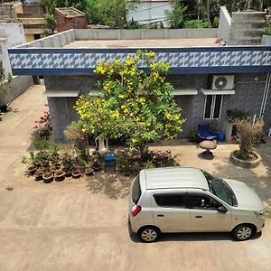 Madhavji Villa 克塔克 Exterior photo