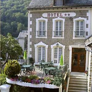 旅行者酒店 Saint-Chély-dʼAubrac Exterior photo