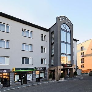 马尔特克斯酒店 Płońsk Exterior photo