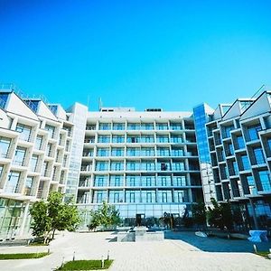 Zolotoy Zaton Business Hotel 阿斯特拉罕 Exterior photo