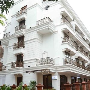 Dāpoli 翡翠旅馆酒店 Exterior photo