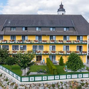 Miesenbach  Florianihof酒店 Exterior photo