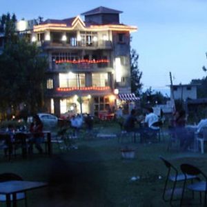 Hotel Centre Point Resorts Pālampur Exterior photo
