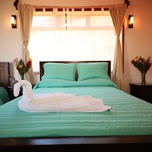 Maris Bed & Breakfast Monteverde Exterior photo