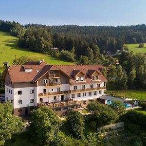 Hotel Schwengerer Monichwald Exterior photo