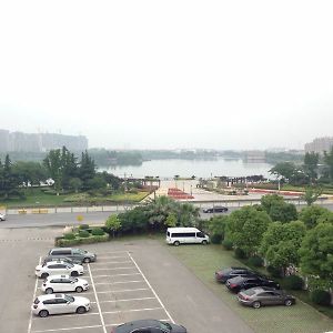 苏州吴江汾湖亚朵酒店 Exterior photo