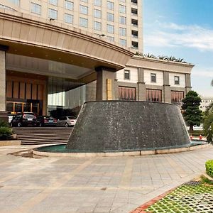 Dongguan Yuelai Garden Hotel Exterior photo