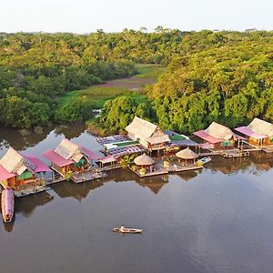 Amazon Oasis Floating Lodge 伊基托斯 Exterior photo
