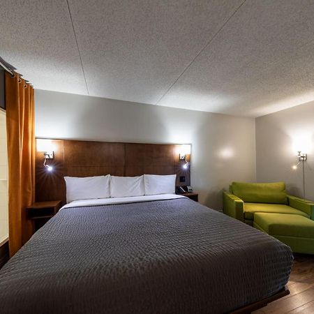 Hotel & Suites Normandin Quebec 外观 照片