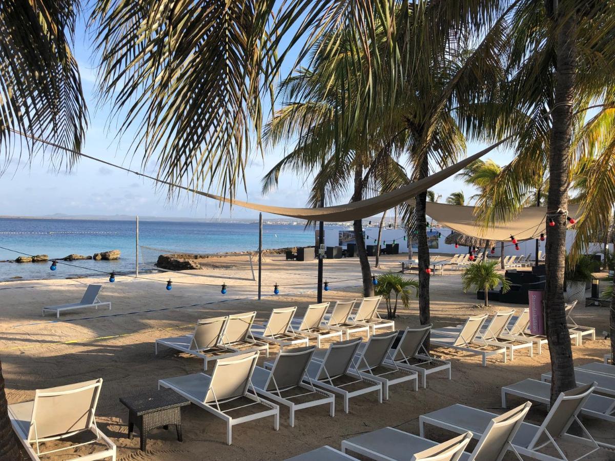 Van Der Valk Plaza Beach & Dive Resort Bonaire 克拉伦代克 外观 照片