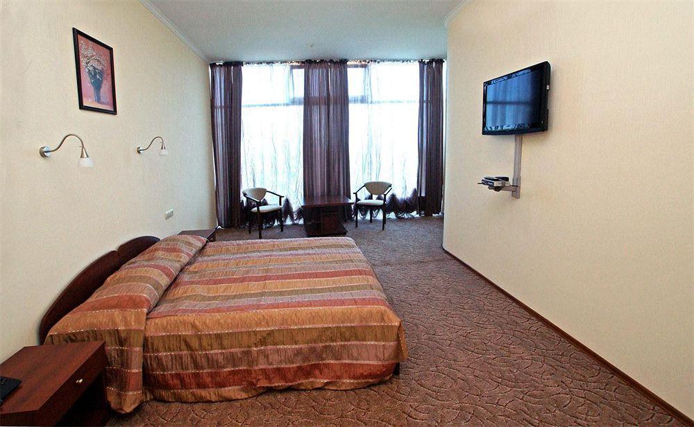 奥特拉达黑海酒店 敖德萨 客房 照片