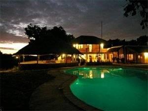 Mushroom Lodge South Luangwa National Park 外观 照片