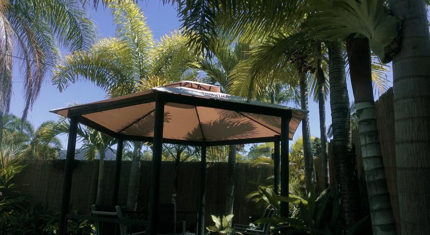 Trinity Tropical Oasis Holiday House 凱恩斯 外观 照片