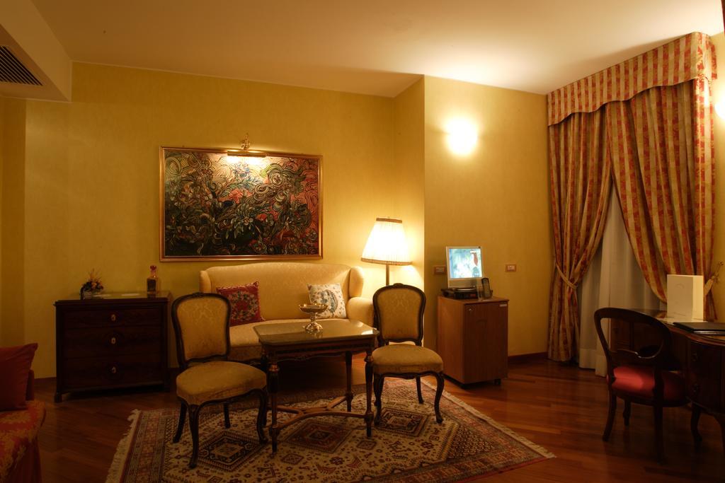 托斯科罗马尼奥洛酒店 巴尼奥迪罗马涅 客房 照片