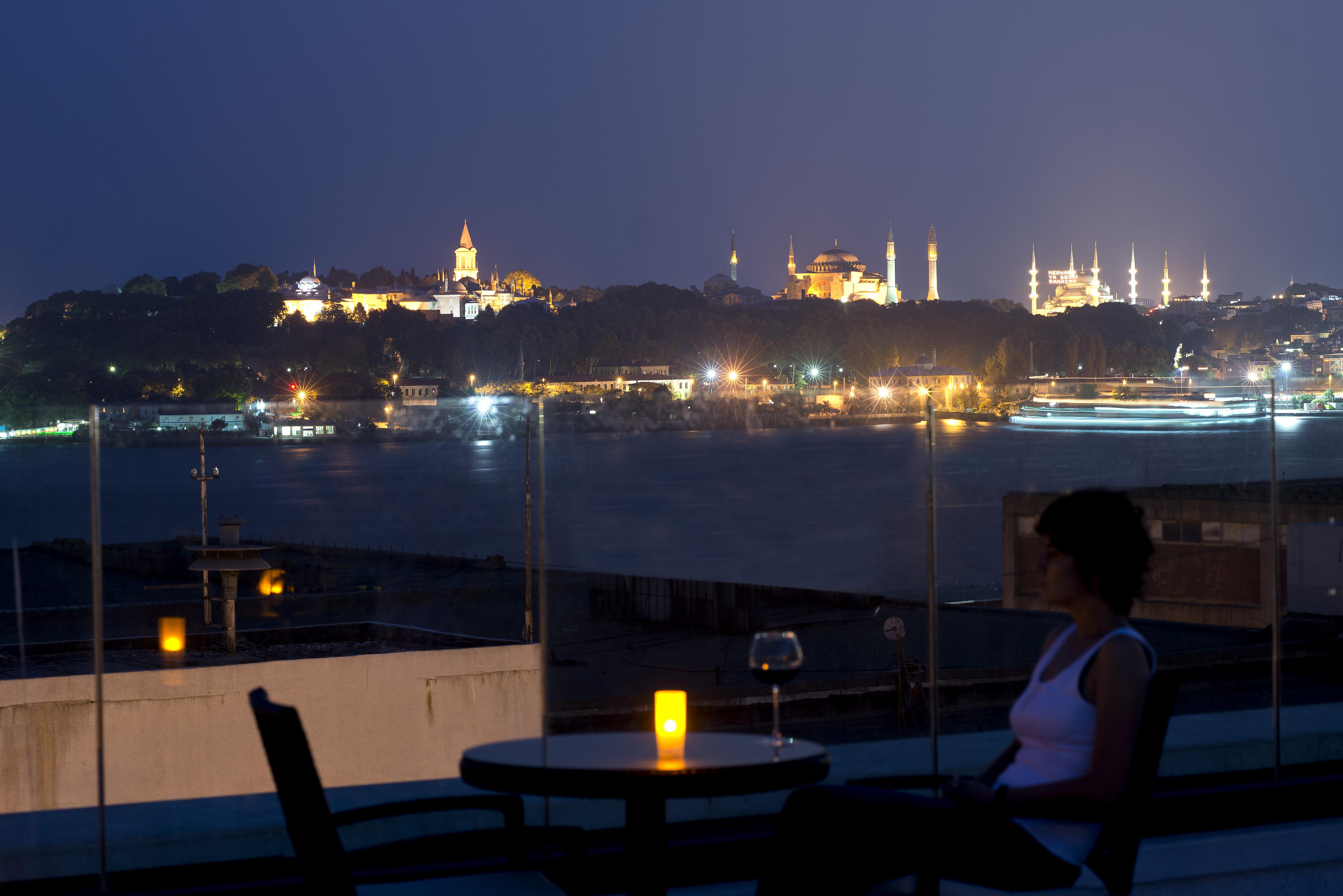加拉塔桥港尼迪亚酒店 伊斯坦布尔 外观 照片