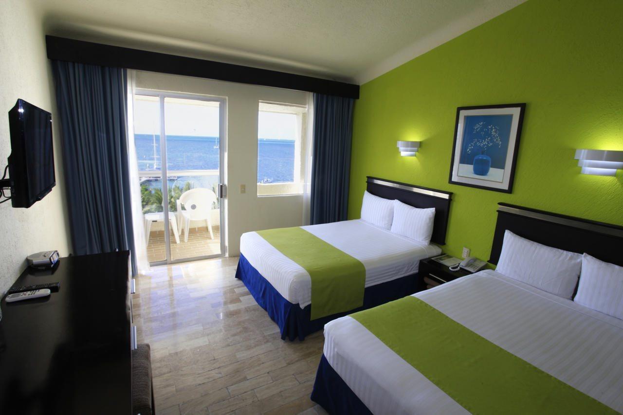 Aquamarina Beach Hotel 坎昆 外观 照片