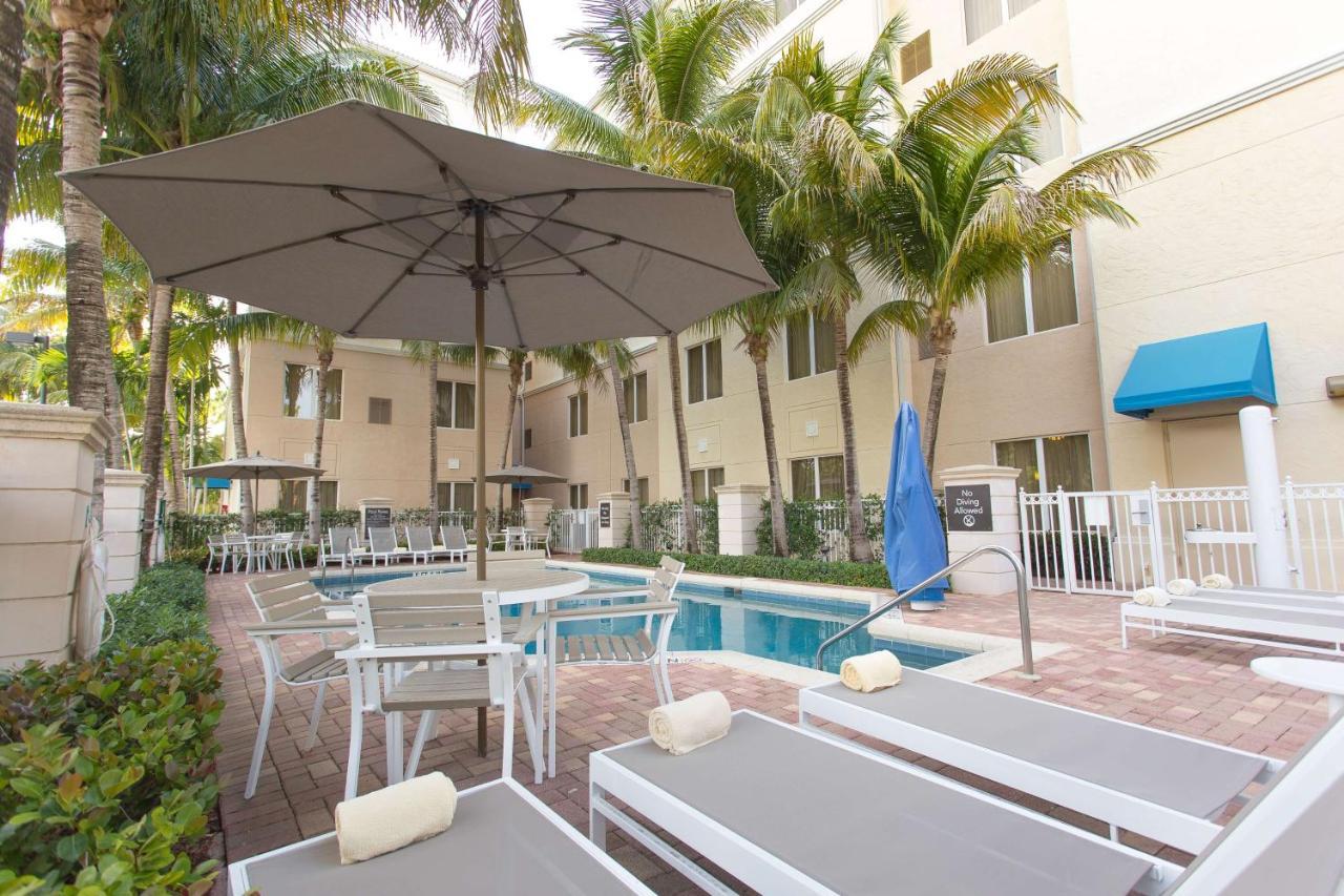 希尔顿棕榈滩花园惠庭套房酒店 外观 照片
