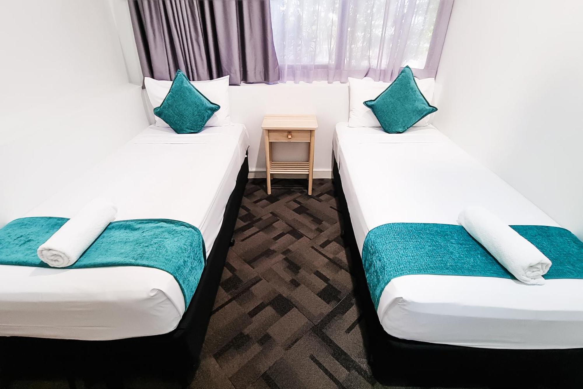 Tiki Hotel Apartments Surfers Paradise 黄金海岸 外观 照片