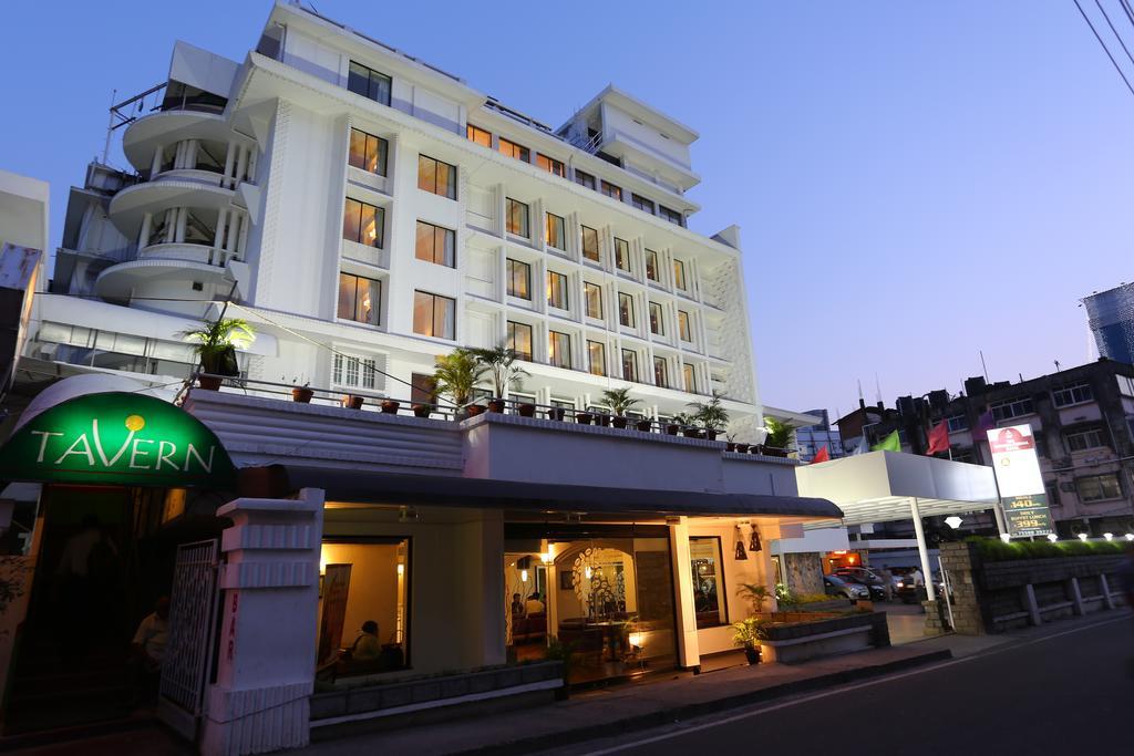 国际大酒店 Kochi 外观 照片