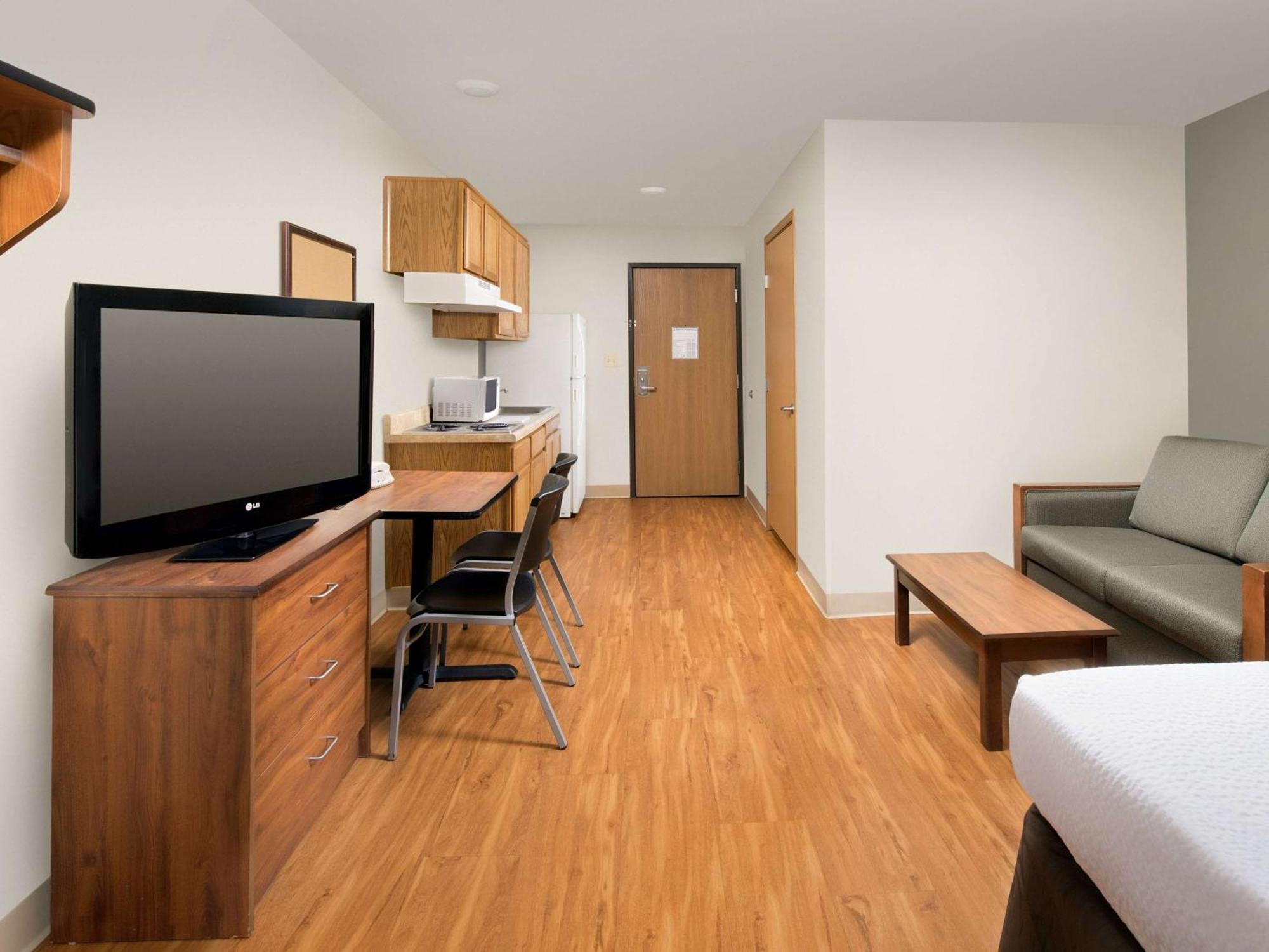 Extended Stay America Select Suites - 本顿维 外观 照片