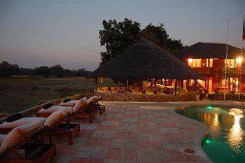 Mushroom Lodge South Luangwa National Park 外观 照片