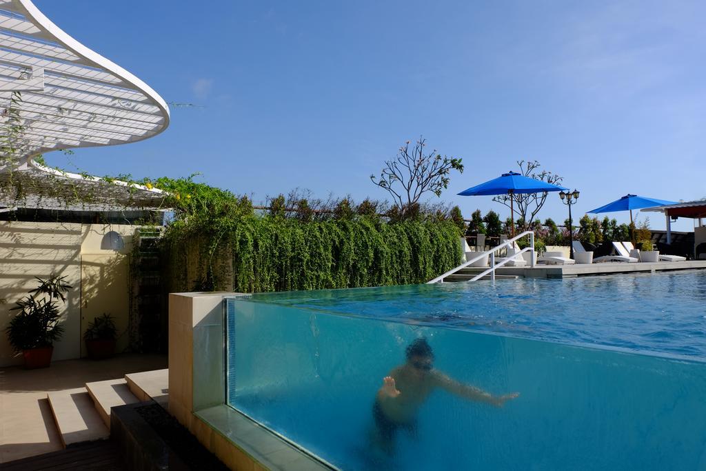 巴厘岛阿塔纳亚库塔酒店 庫塔 外观 照片