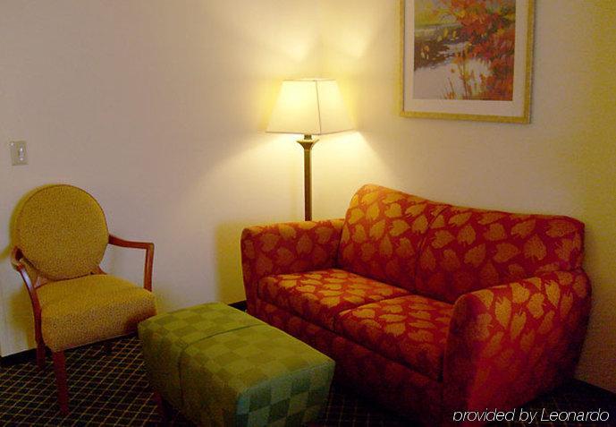 圣路易斯科林斯维尔费尔菲尔德客栈酒店 客房 照片