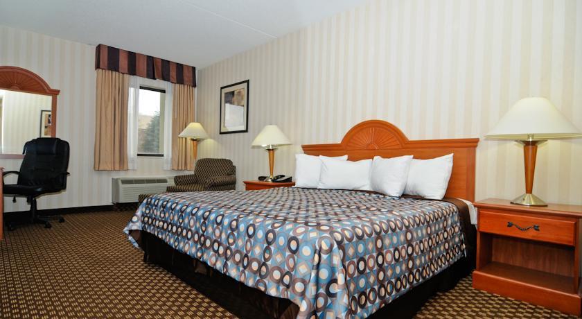 印第安纳州印第安纳波利斯东部丽怡酒店及套房 印第安納波利斯 客房 照片