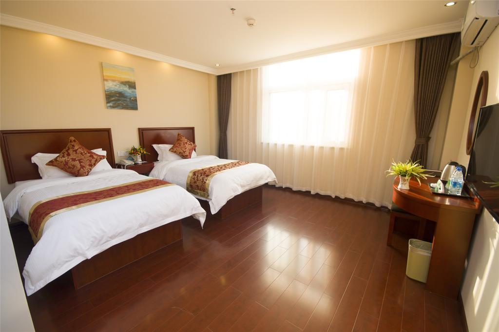 Greentree Inn Jiangsu Nantong Middle Qingnian Road Business Hotel 南通 外观 照片