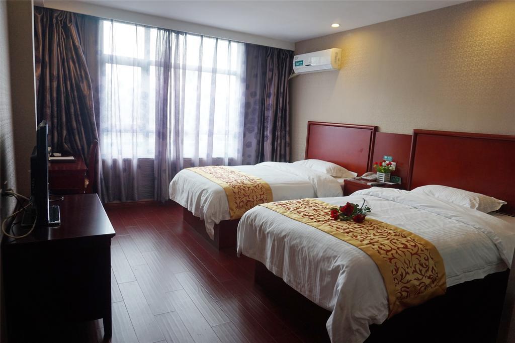 Greentree Inn Jiangsu Nantong Middle Qingnian Road Business Hotel 南通 外观 照片