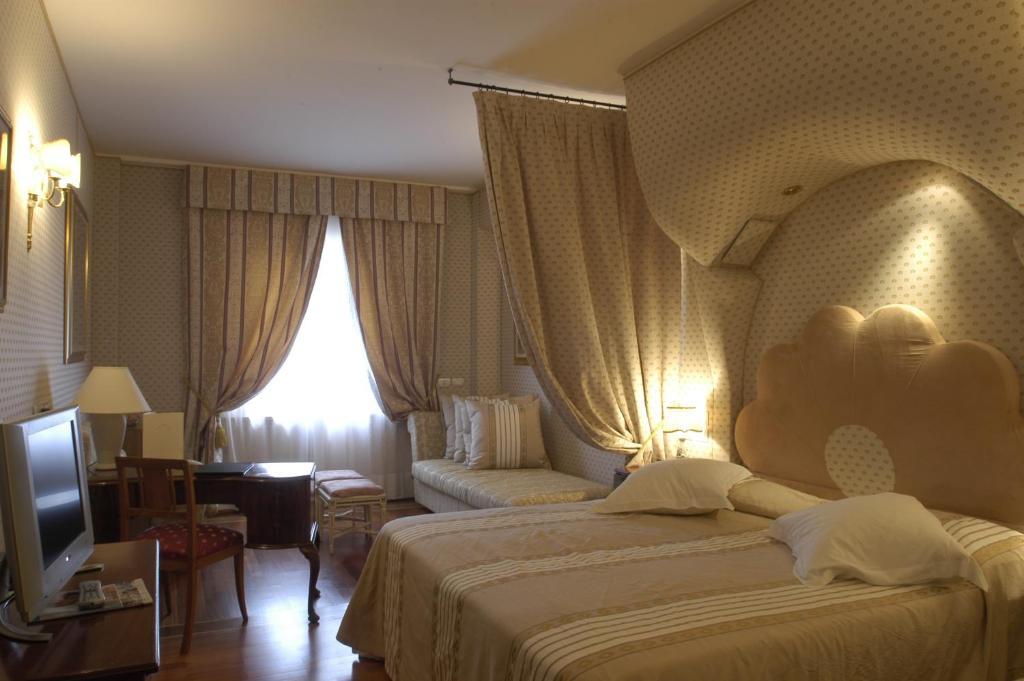 托斯科罗马尼奥洛酒店 巴尼奥迪罗马涅 客房 照片