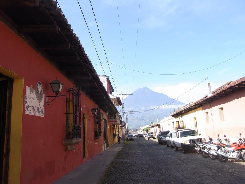 Posada Dona Luisa 危地马拉安地瓜 外观 照片