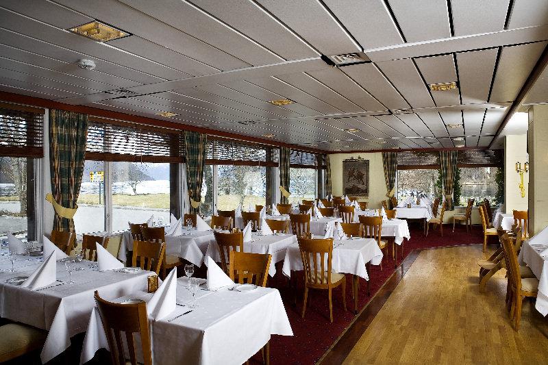 Kinsarvik Fjordhotel 餐厅 照片