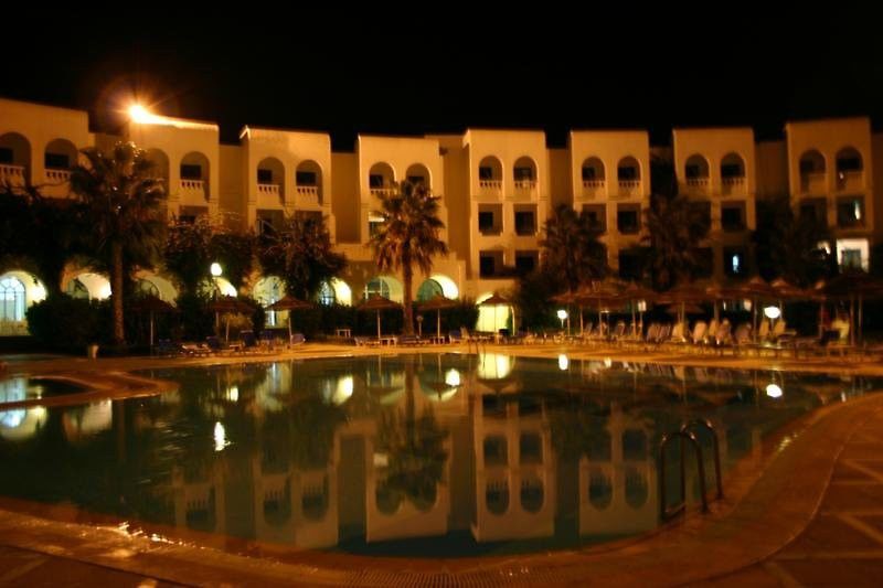 梅纳拉酒店 哈馬馬特 外观 照片