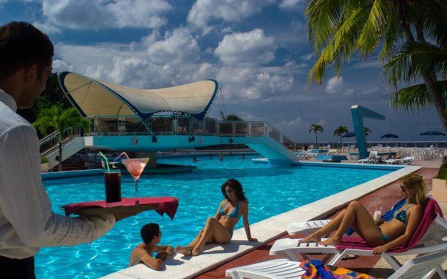 哈瓦那 Gran Caribe Neptuno Triton酒店 外观 照片