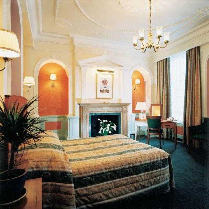 Royal Cambridge Hotel 外观 照片