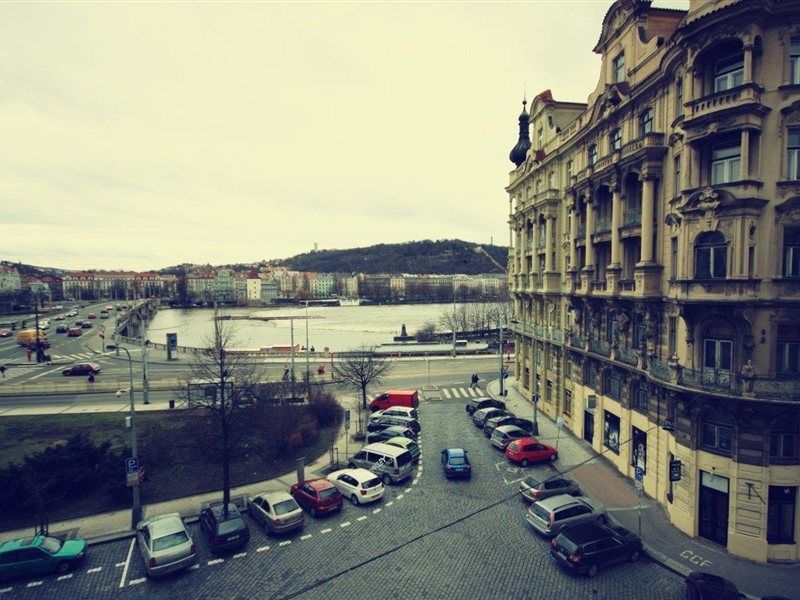 河景公寓 布拉格 外观 照片