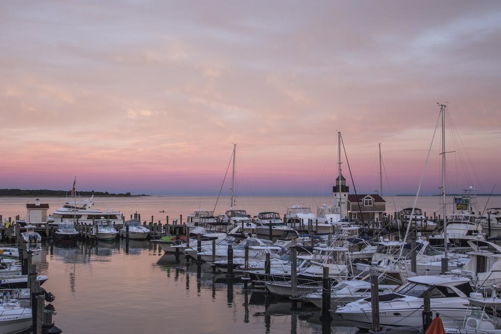 Saybrook Point Resort & Marina 旧赛布鲁克 外观 照片