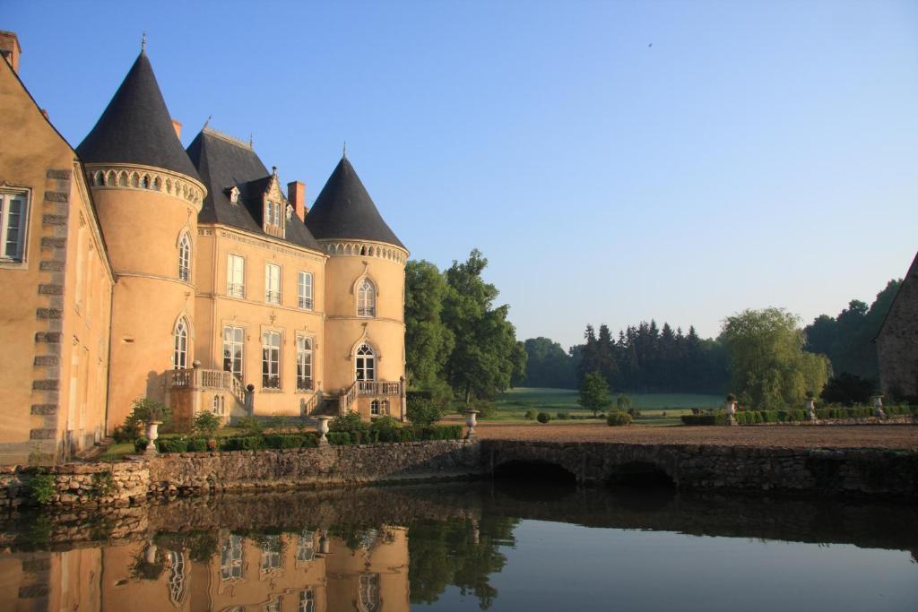 瓦隆格城堡酒店 萨尔特河畔费尔塞 外观 照片