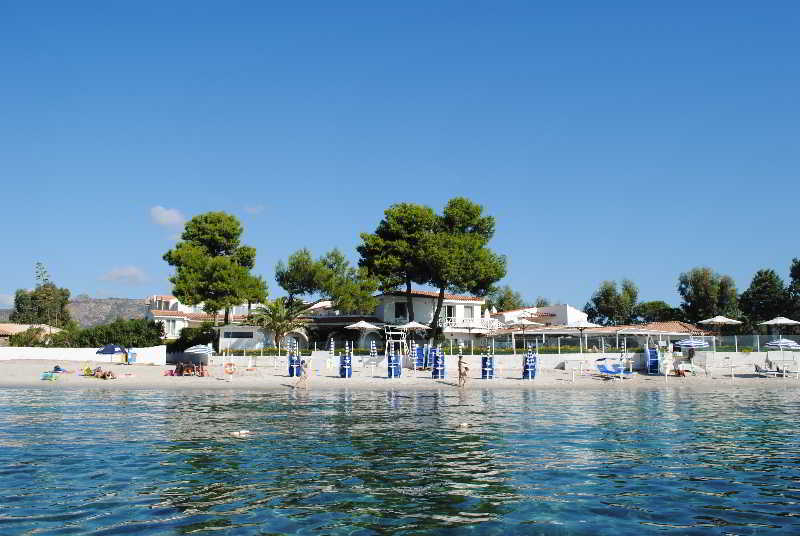 鹈鹕海滩度假村&Spa度假酒店 - 仅供成人入住 奧爾比亞 外观 照片