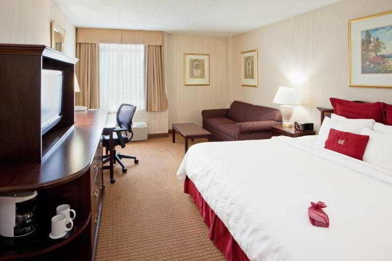 华盛顿特区水晶城皇冠广场酒店 阿林顿 外观 照片